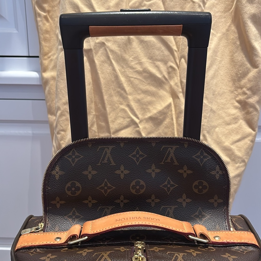 Louis Vuitton Monogram Eole 50 - Picture 6 of 16